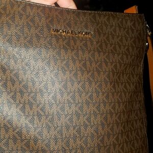Authentic Michael Kors cross body purse